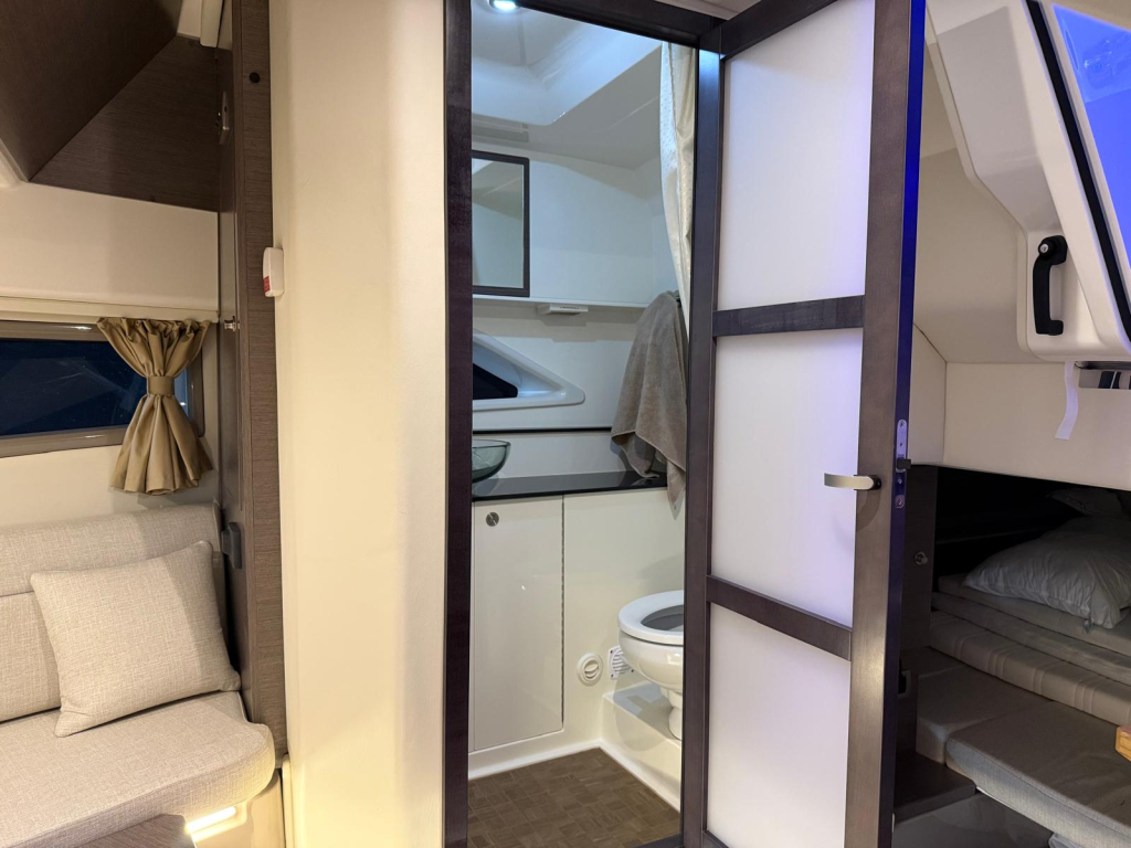 Sea Ray Sundancer 320 — foto 20 van 39