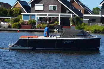 Reitdieper 735 Tender + Suzuki DF140 BTGL — foto 4 van 12