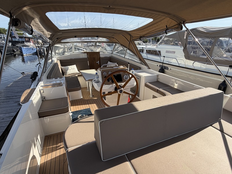 Intender 950 Cabrio — foto 21 van 62