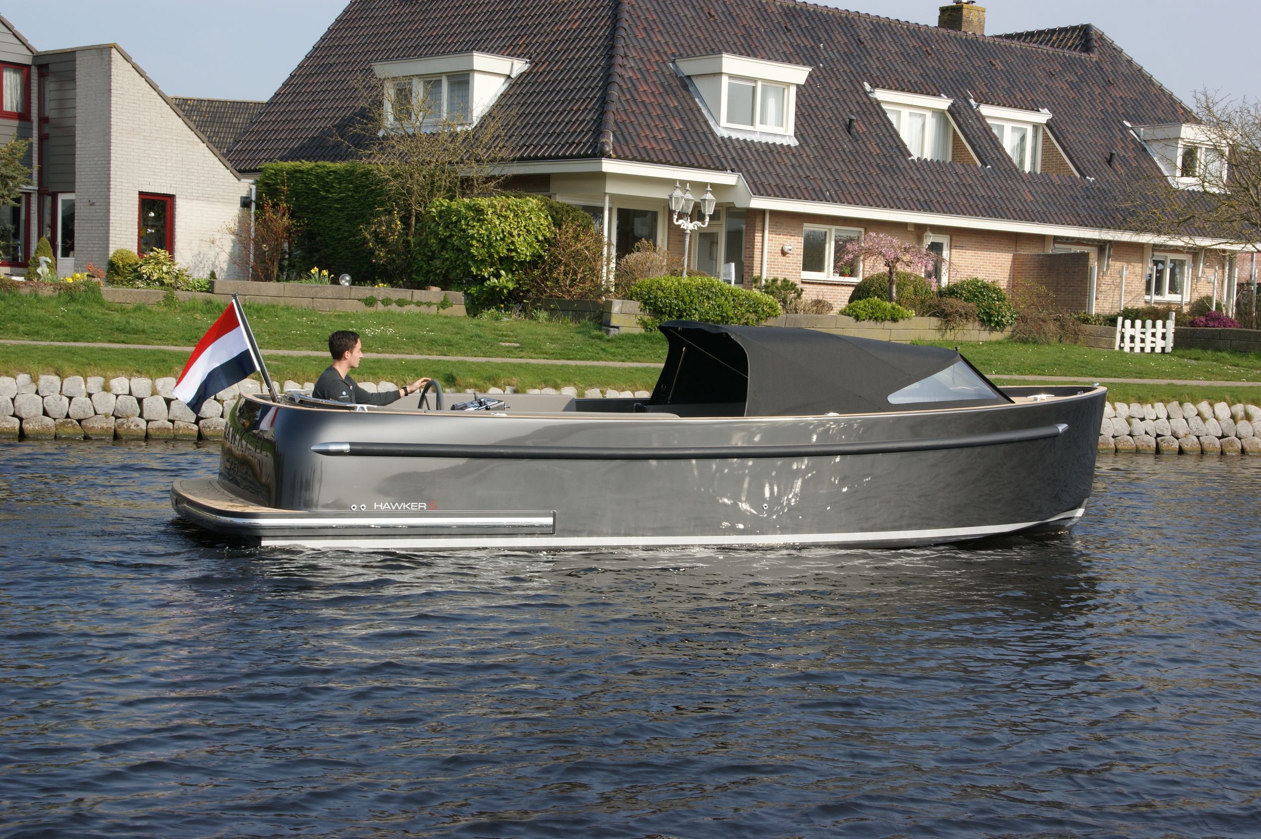 Seafury Hawker Tender 725 — foto 5 van 13