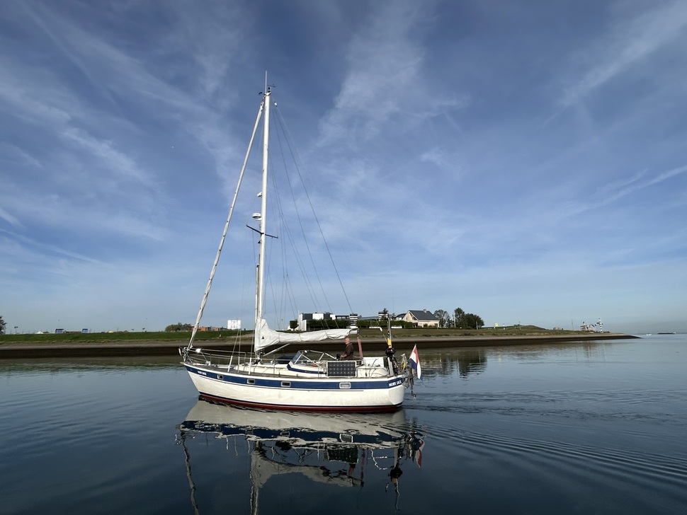 Hallberg Rassy 352 — foto 11 van 12