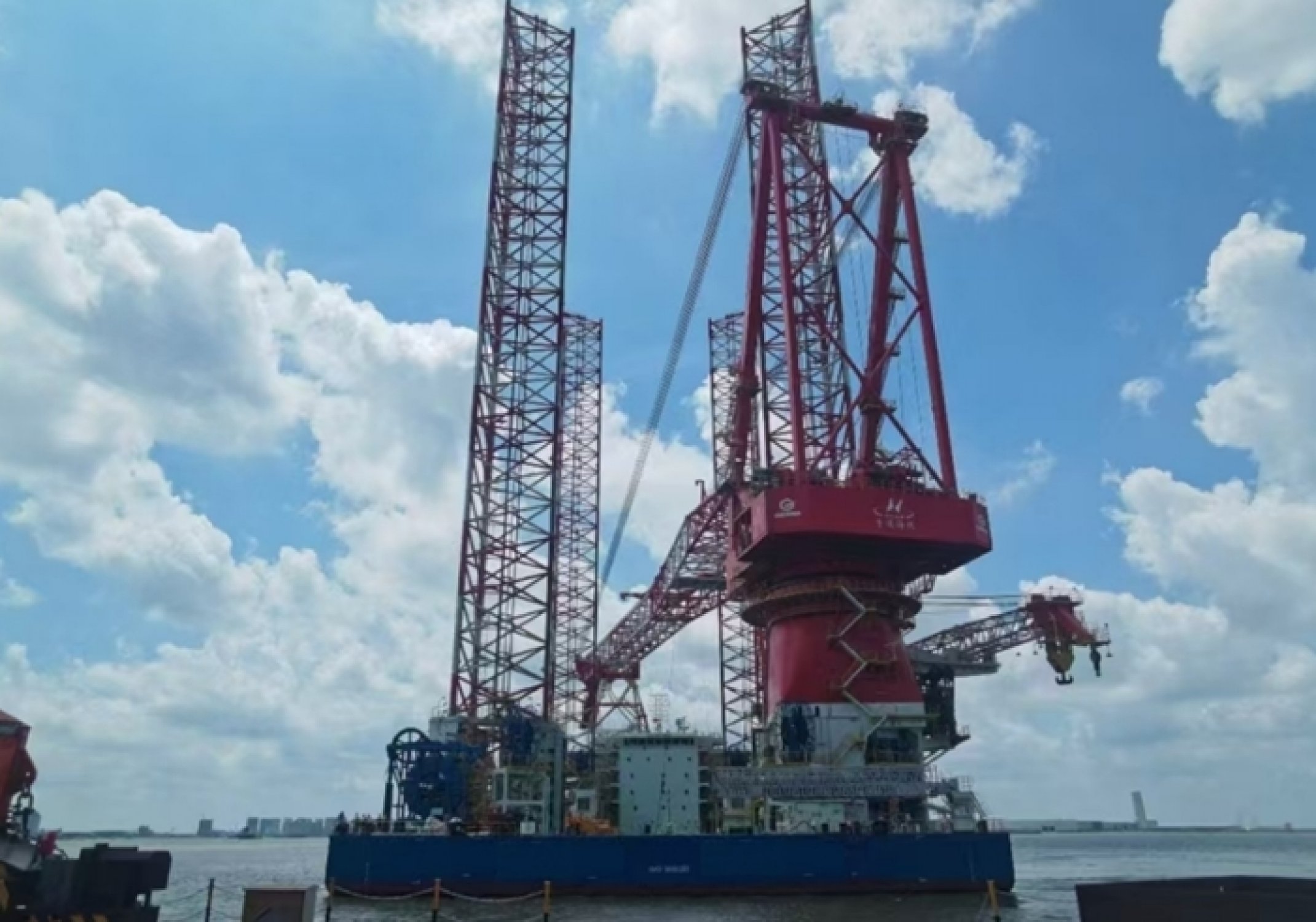 Offshore - Beroepsschip - Staal - 2024 — foto 7 van 12