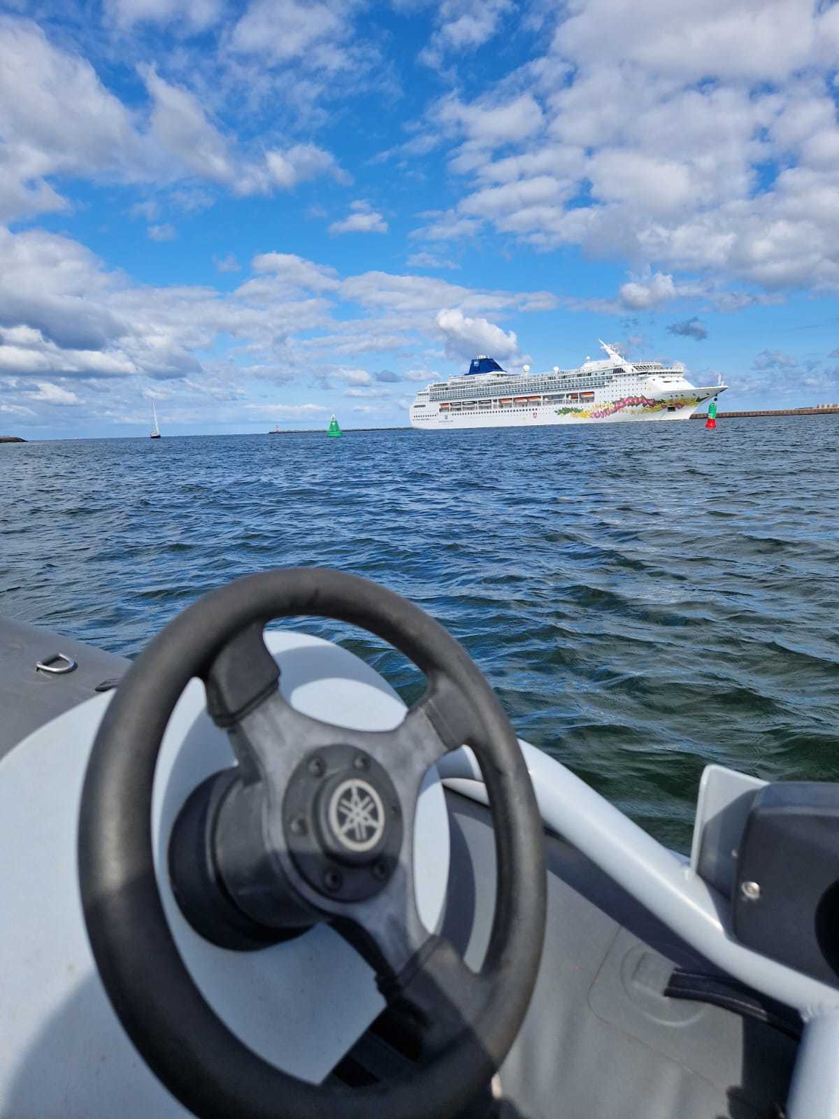 Ex Viskottter/ Varend Woonschip 21.05 — foto 24 van 75