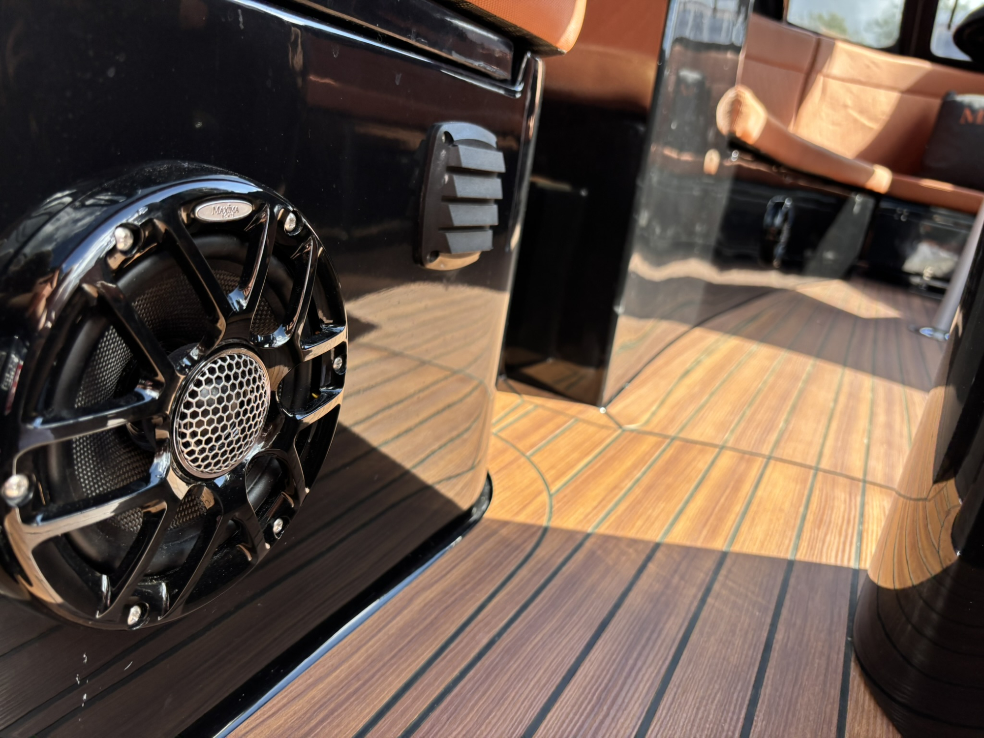 Maxima Boats 650 Flying Lounge met Honda 40 pk bouwjaar 2023 — foto 6 van 11