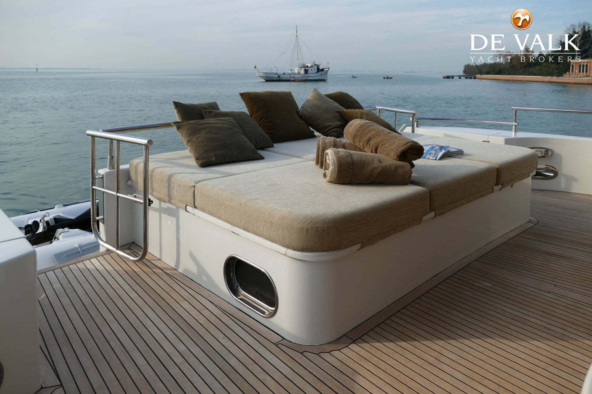 Favaro Yachts Explorer 76 — foto 7 van 38