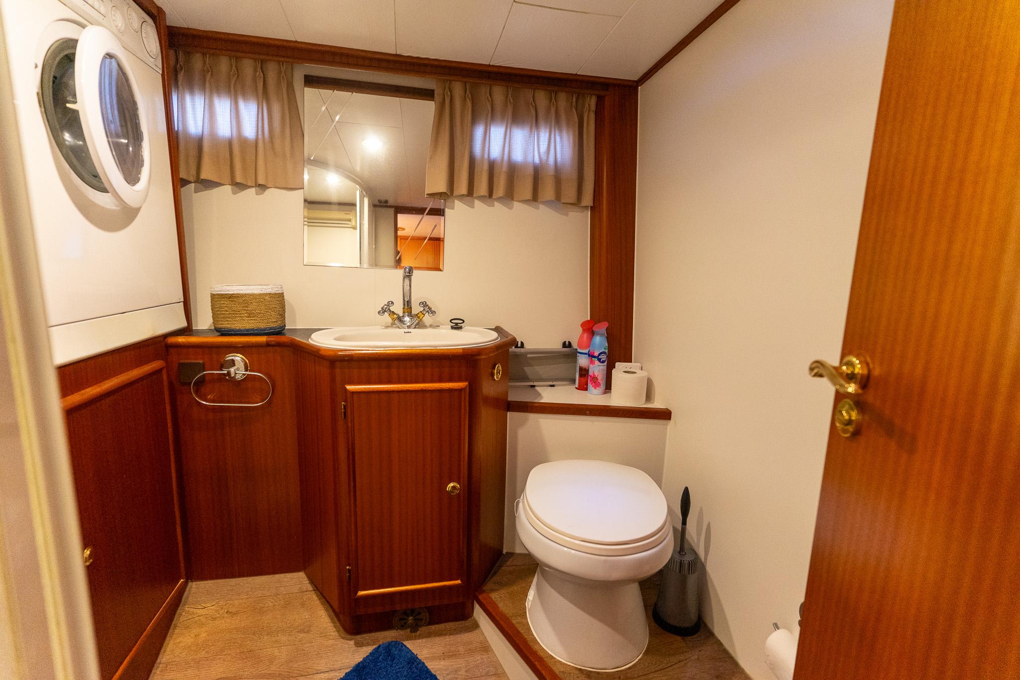 Valkkruiser Voyager 1550 — foto 30 van 45