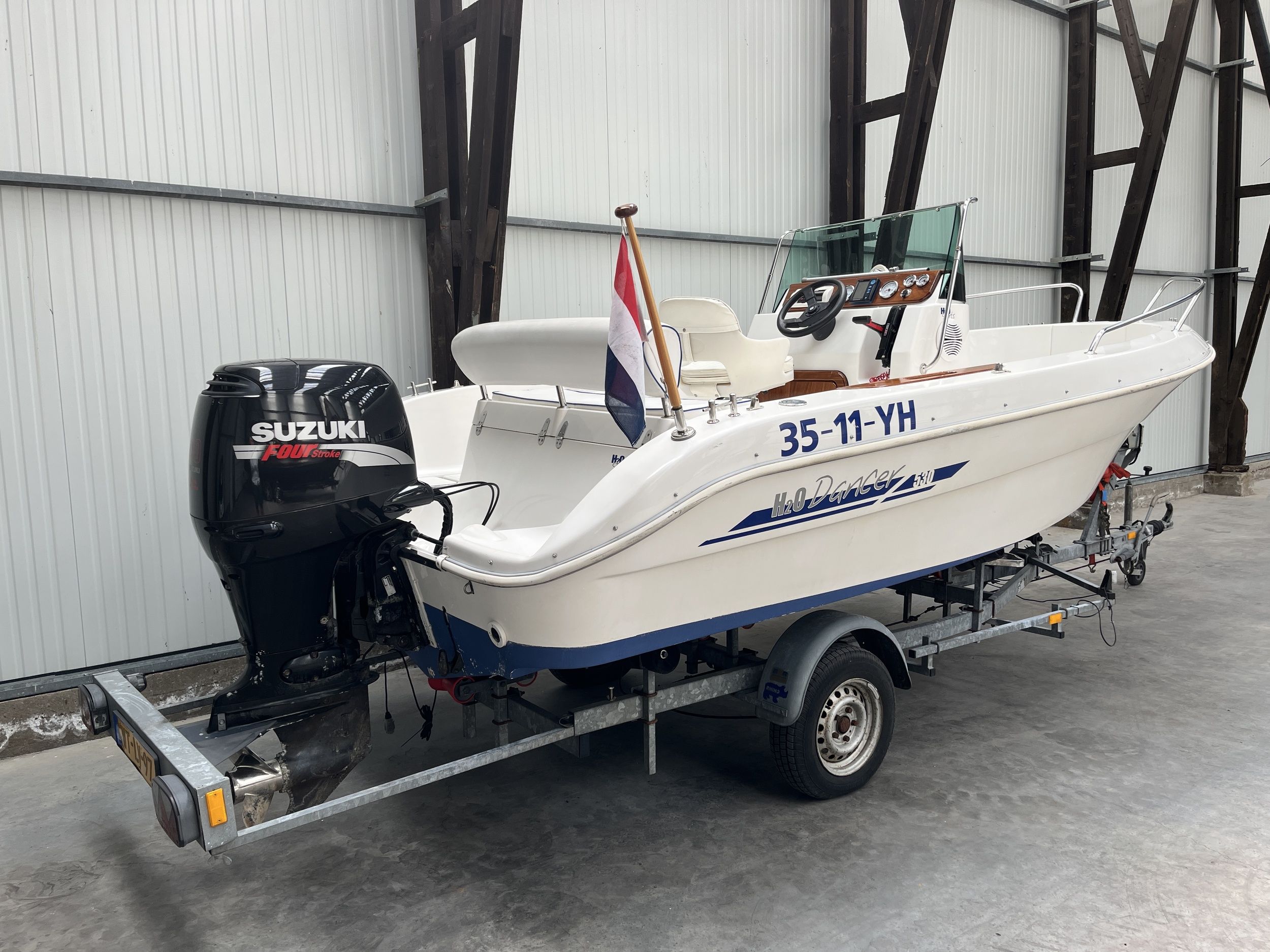 H20 Dancer 530 — foto 2 van 3