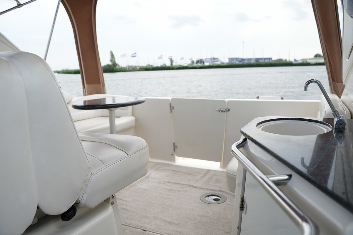 Maxum 3300 SCR — foto 8 van 44