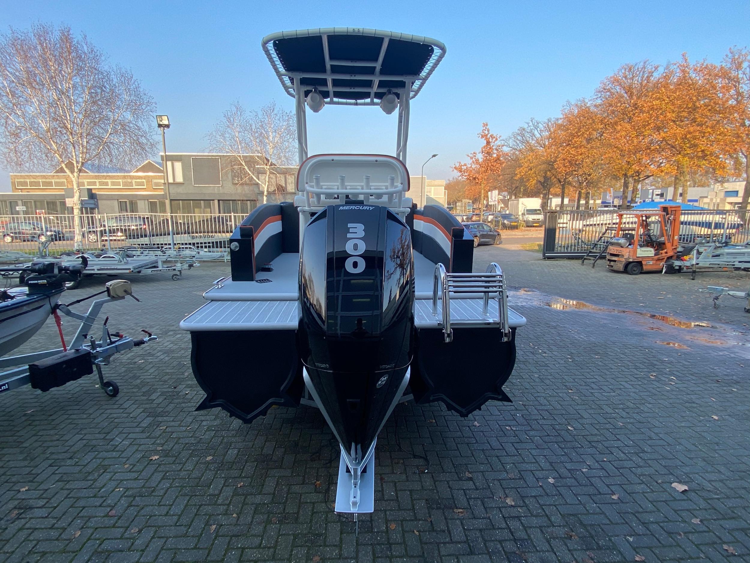 T.top Funcruiser 8.2 Verado 300 Pontoonboot — foto 35 van 42