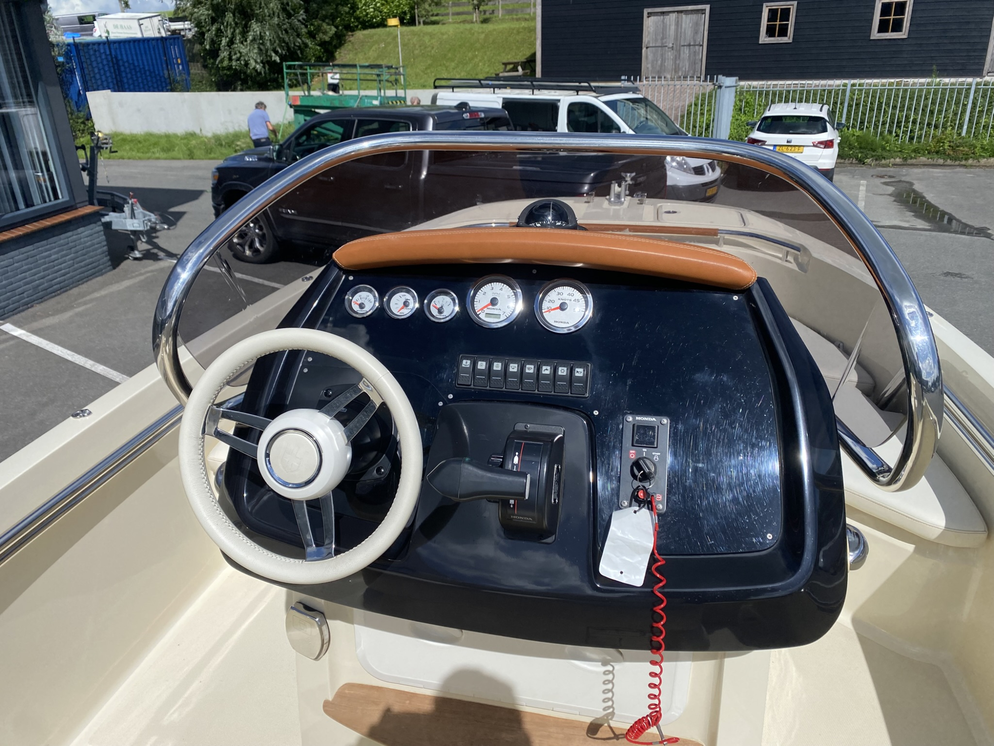 Invictus yachts Invictus 200FX met Honda 135 pk — foto 6 van 18