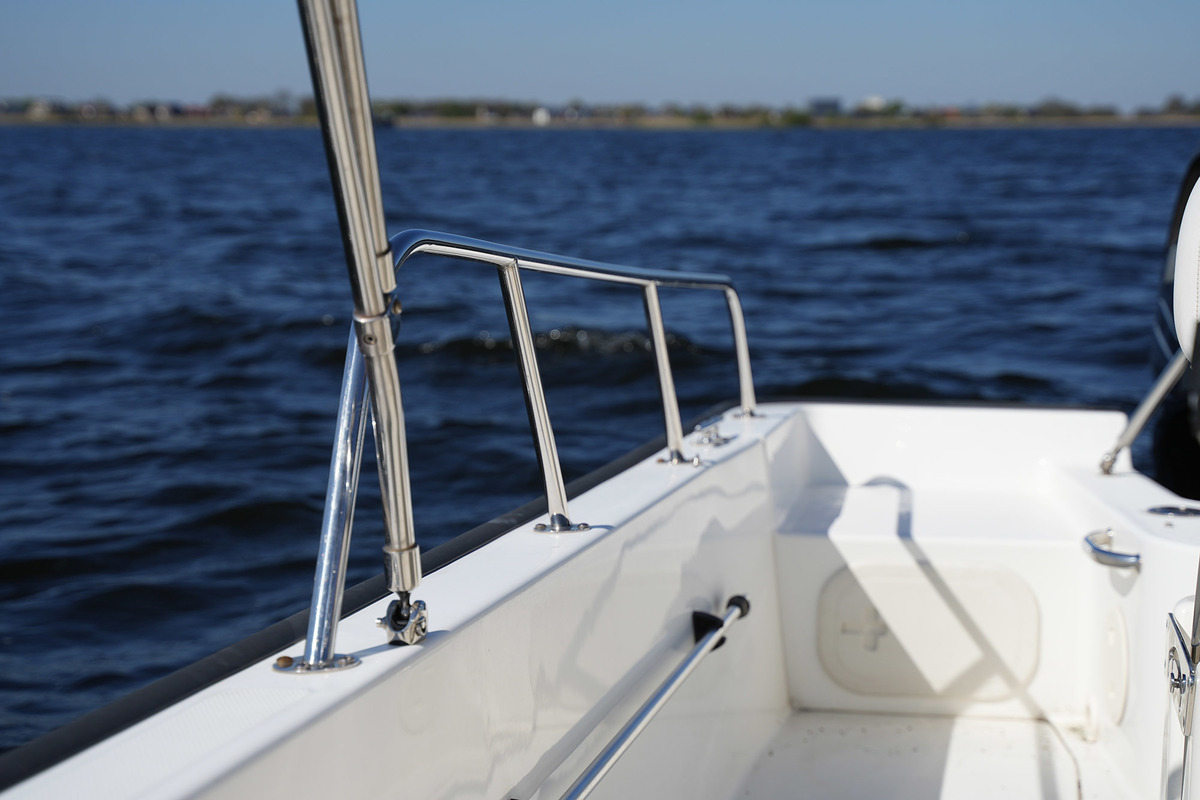 Boston Whaler 190 Montauk — foto 18 van 38