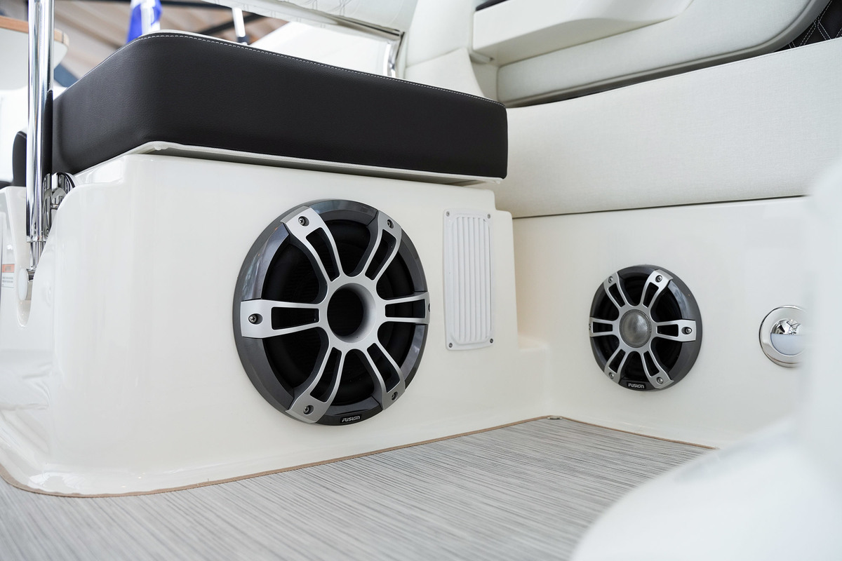 Sea Ray SLX 250 — foto 40 van 57