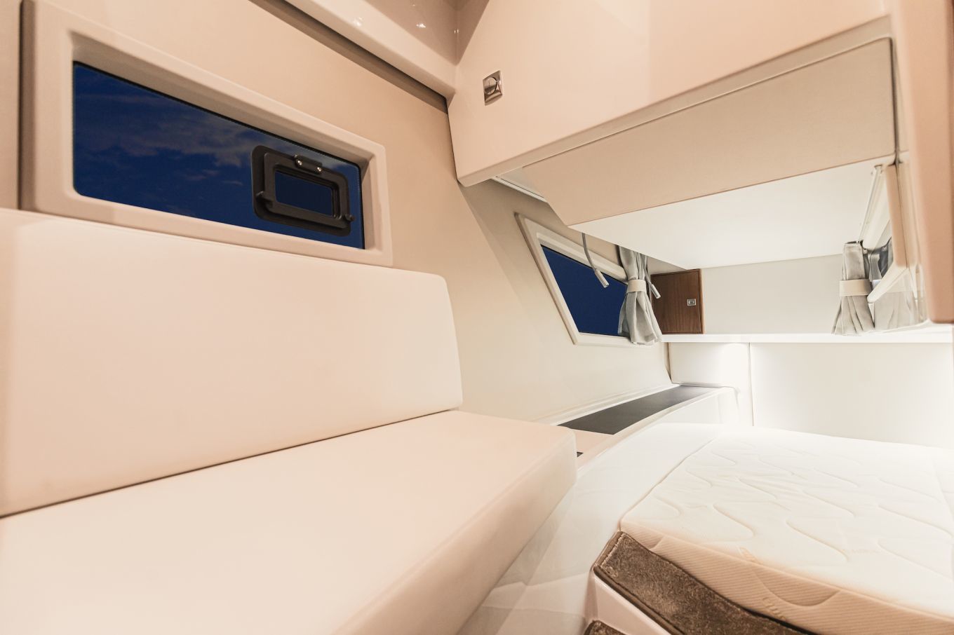 Grandezza 30 CA (Hybride varen mogelijk) — foto 11 van 15