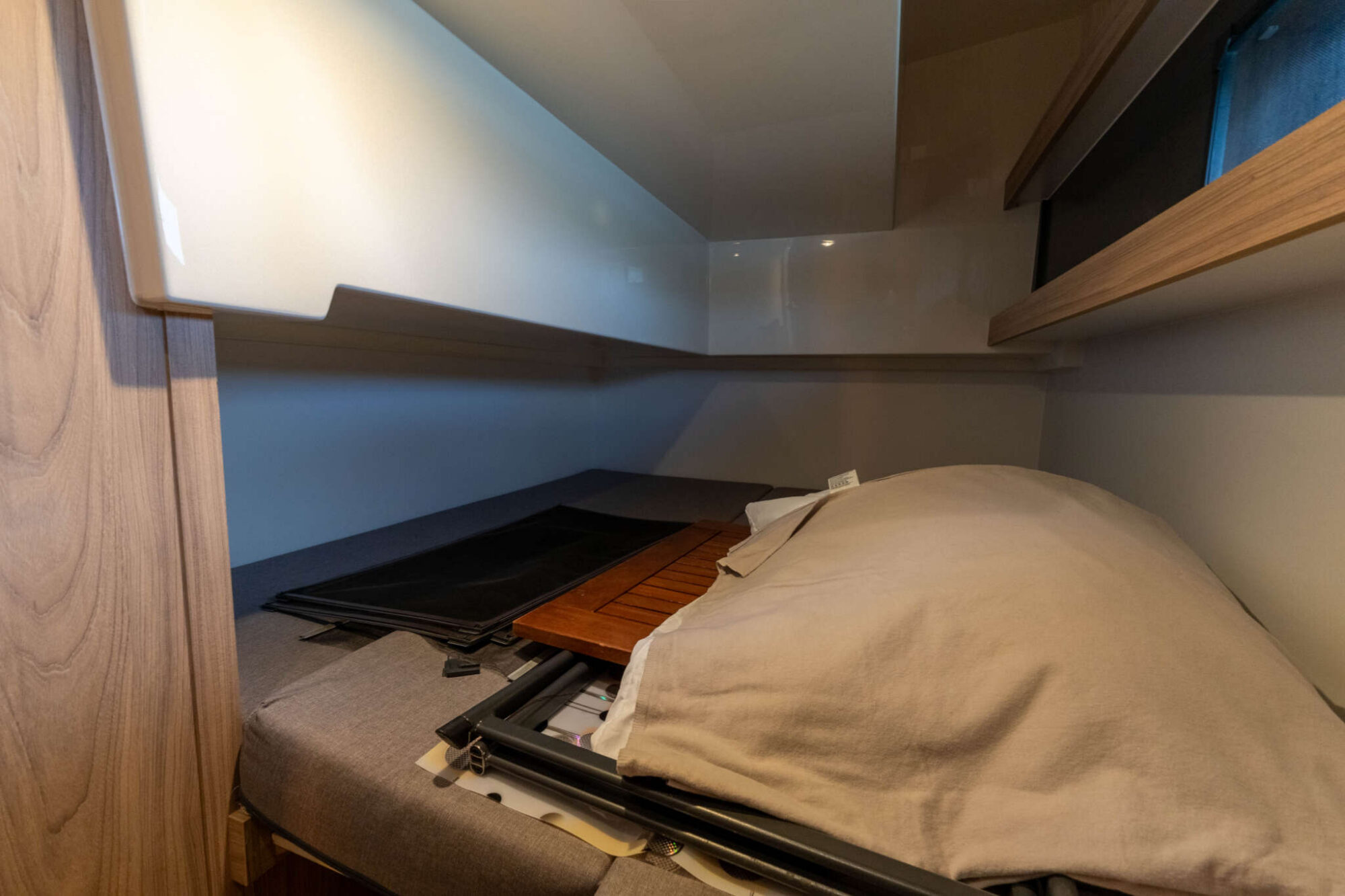 Cobra Yachts Futura 40 Grand Horizon — foto 15 van 55