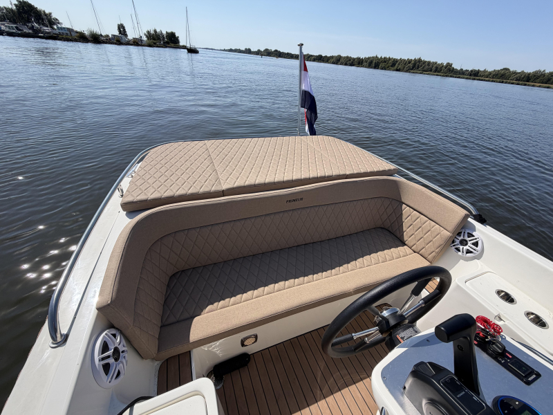 Primeur FULL OPTION 615 Tender + 60pk Honda 2025 — foto 8 van 11