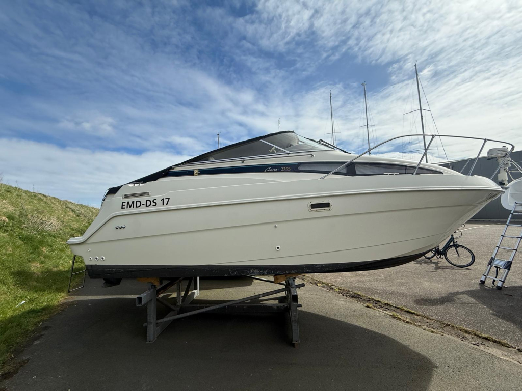 Bayliner 2355 — foto 2 van 20