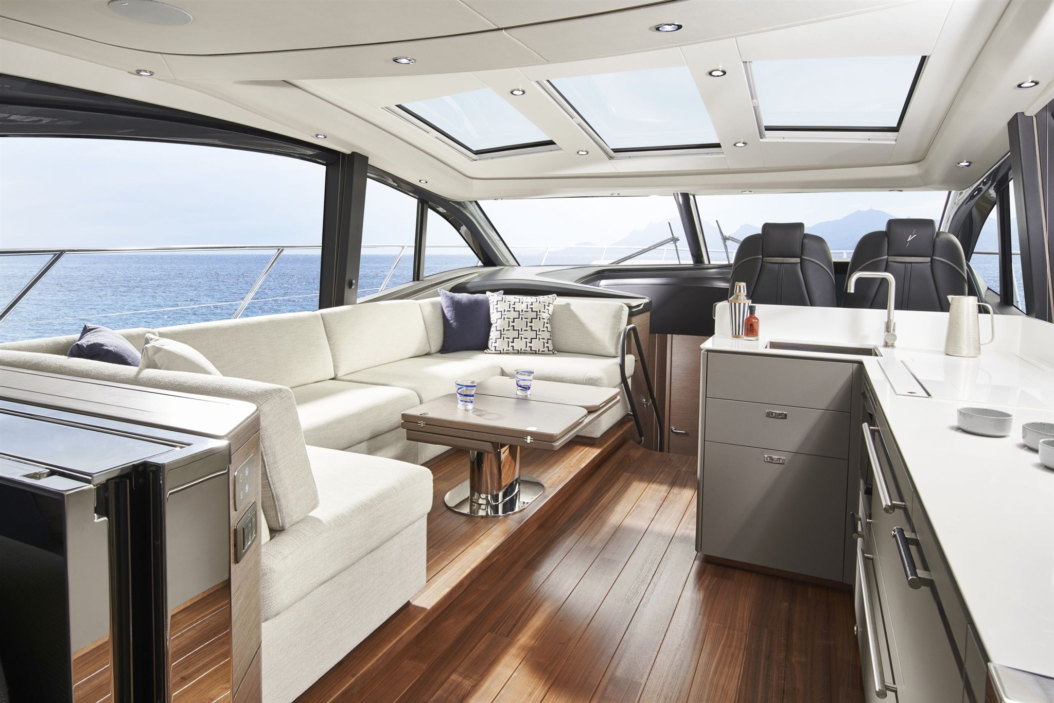 Princess V55 — foto 10 van 11