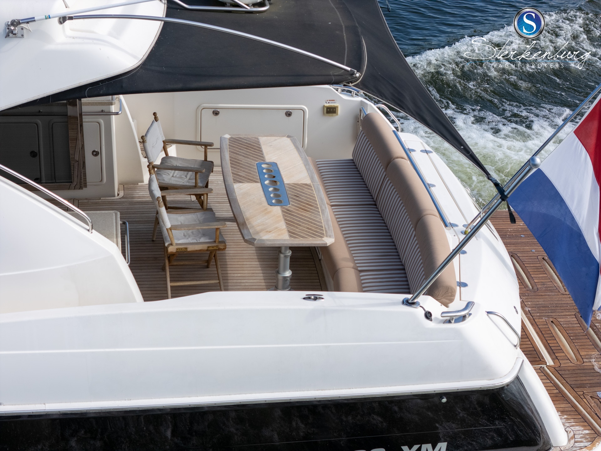 Rivièra 4700 Sport Yacht — foto 9 van 38