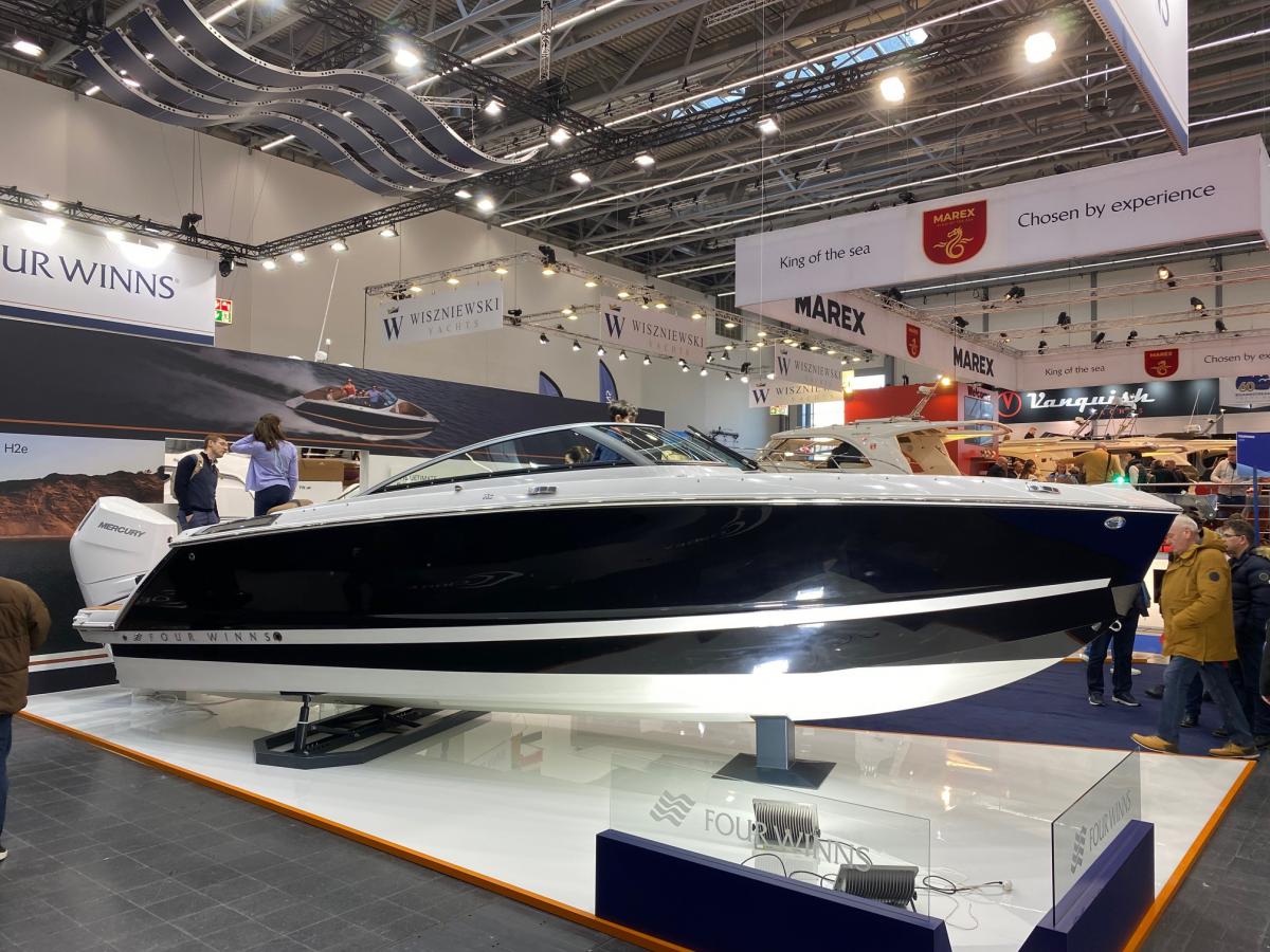 Four Winns H6 Outboard bowrider — foto 3 van 14