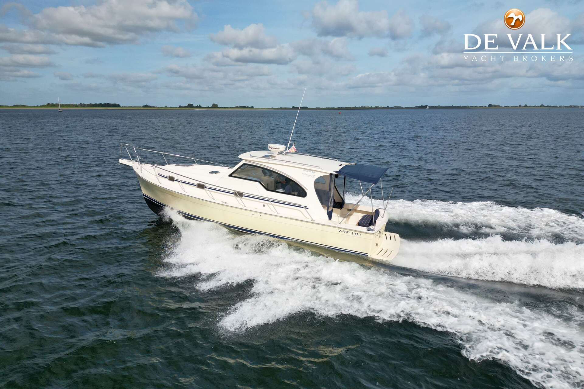Mainship 34 Rumrunner II — foto 6 van 41