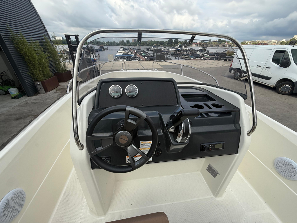 Quicksilver 605 Open — foto 10 van 21