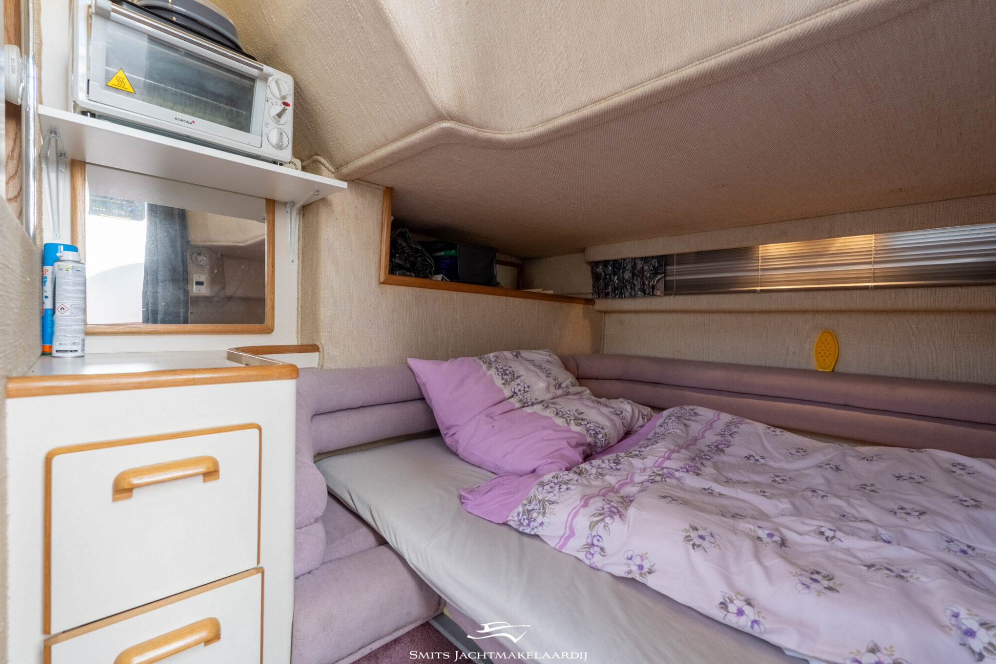Sea Ray 370 Express Cruiser — foto 14 van 59