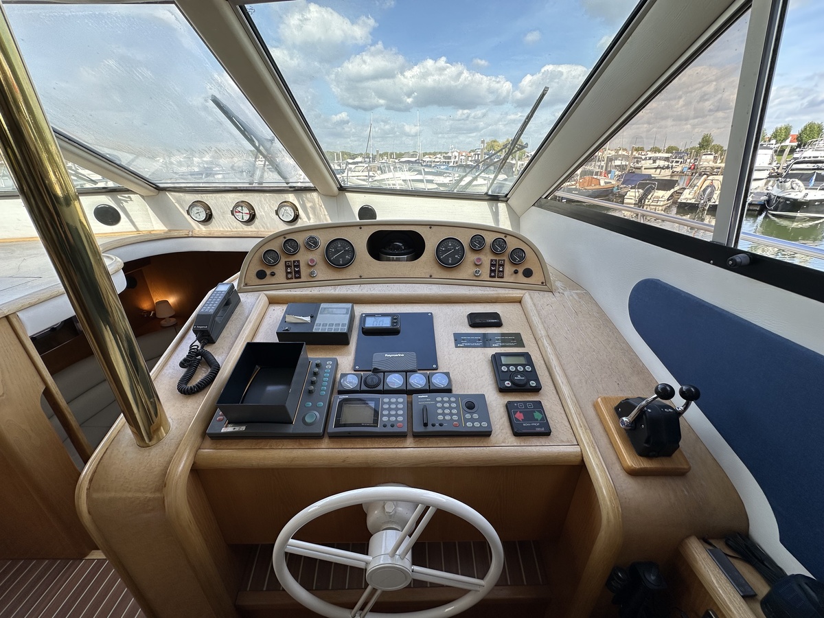 Pfeil 550 Fly — foto 20 van 68