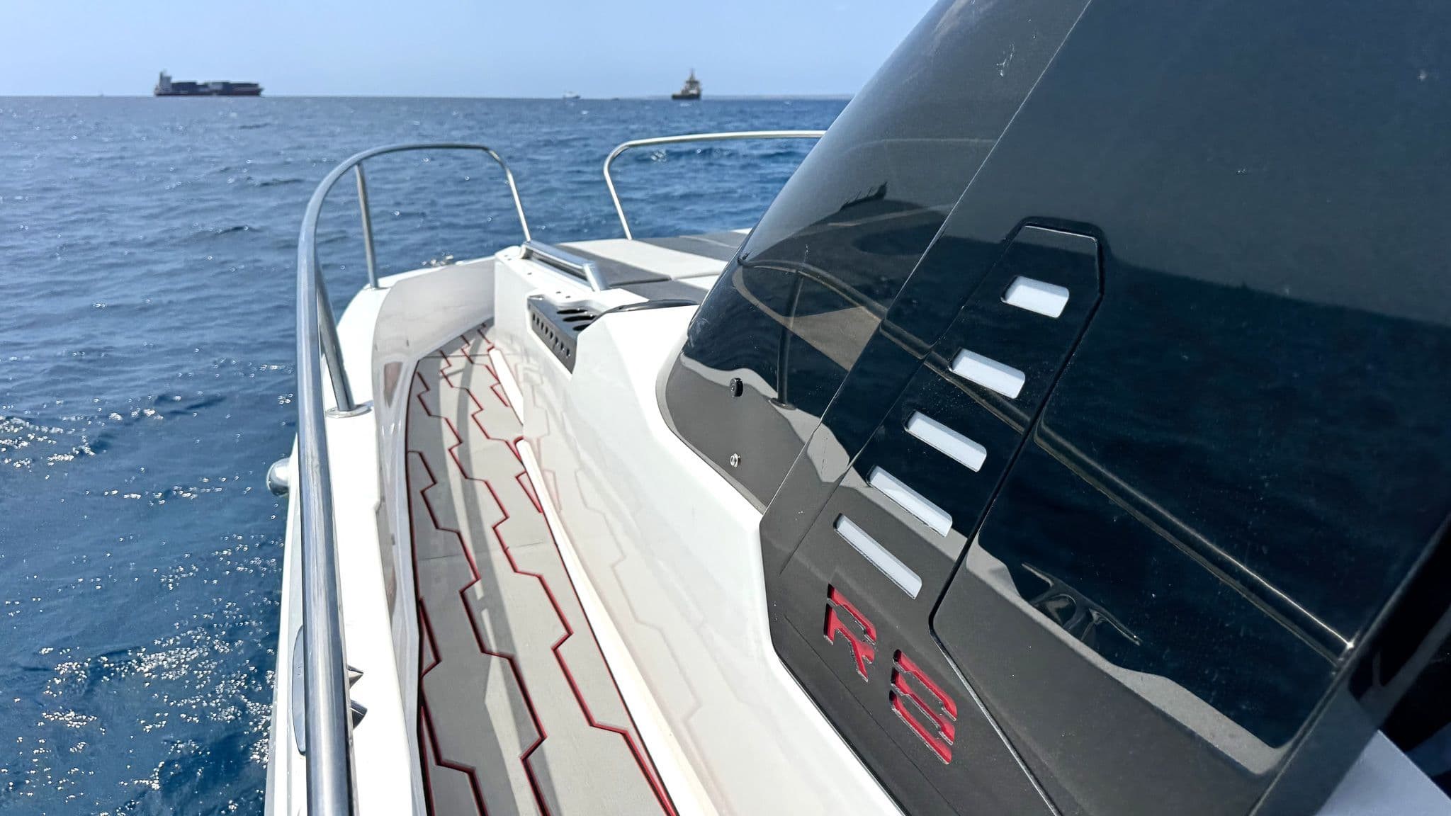 Karnic R8-S HT — foto 14 van 16