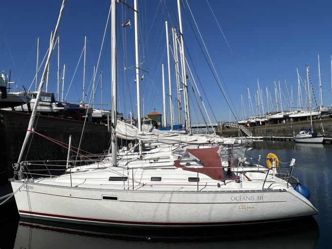 Beneteau Oceanis Clipper 311 — foto 6 van 12