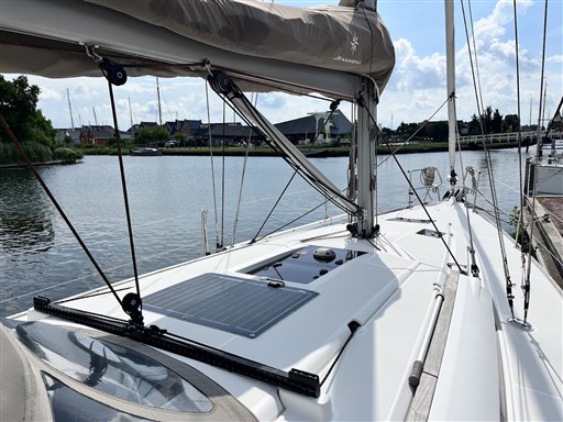Jeanneau Sun Odyssey 409 (2011) — foto 8 van 12