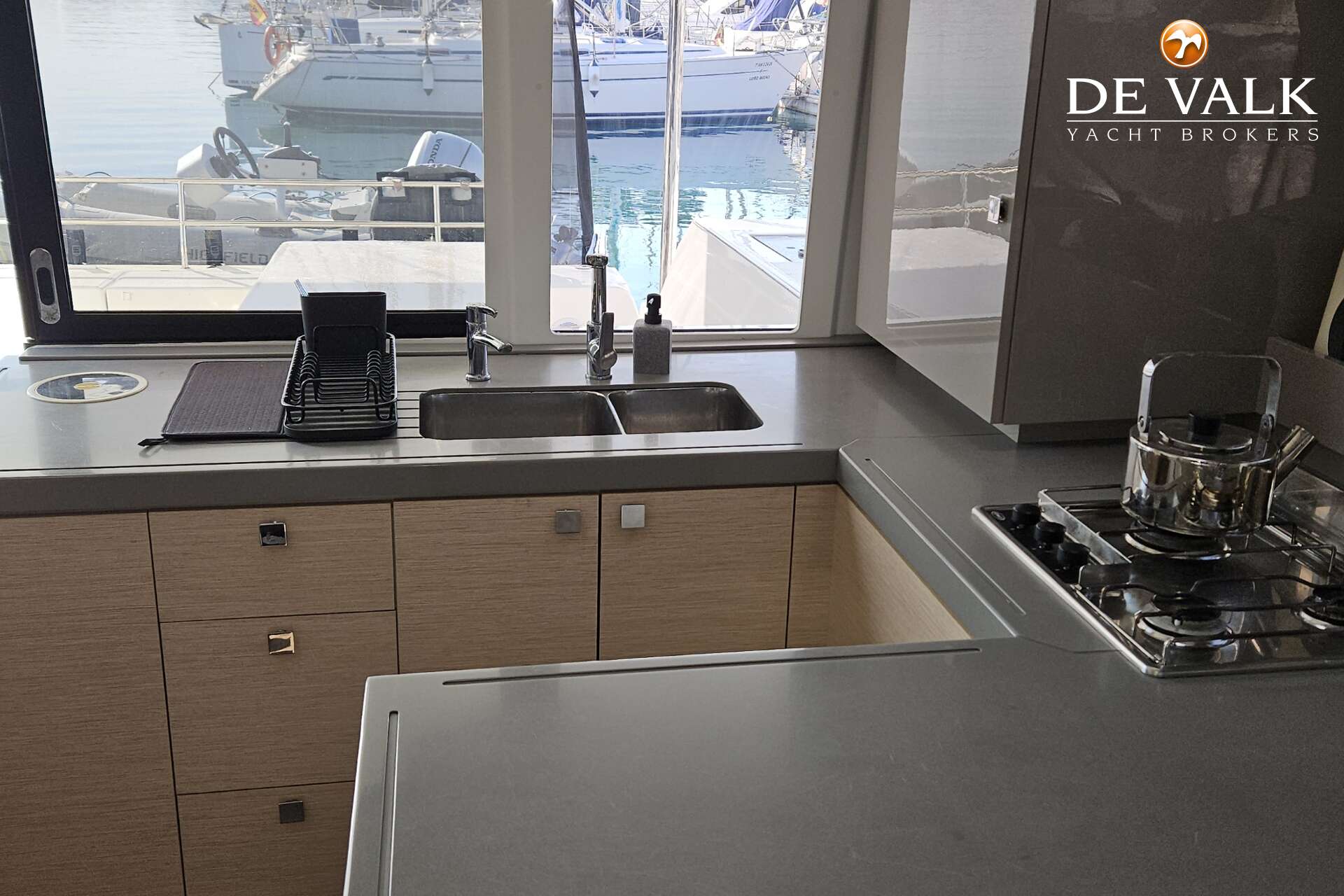 Fountaine Pajot Astrea 42 — foto 28 van 39