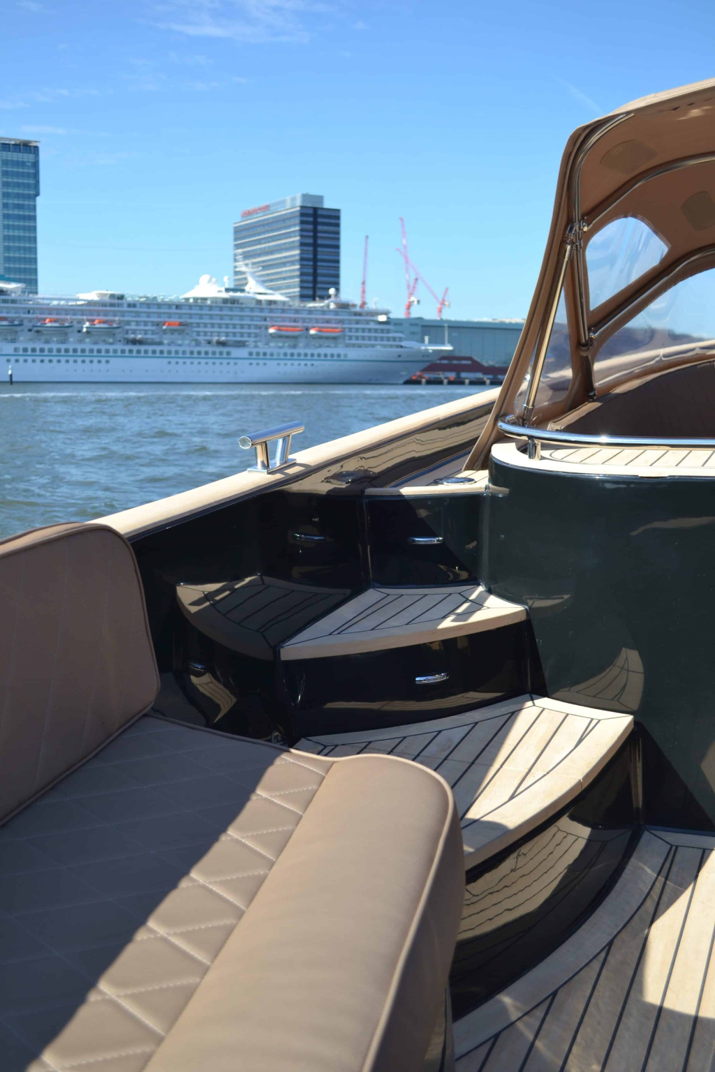 Waterspoor 808 open | Luxe Diesel/hybride Tender | Vanaf €89.950,- — foto 11 van 19
