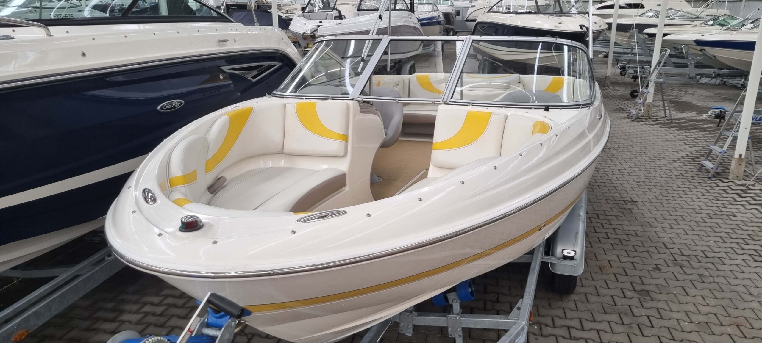 Maxum 2000 SR3 — foto 9 van 11