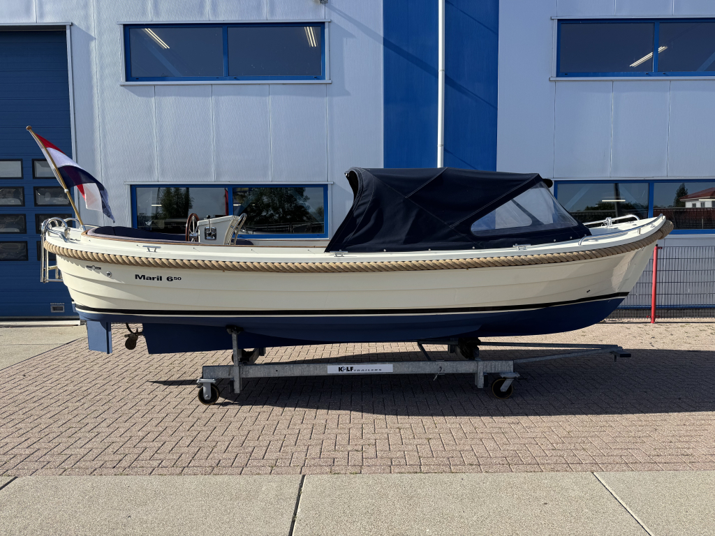 Maril 650 met Vetus 27 pk — foto 1 van 20