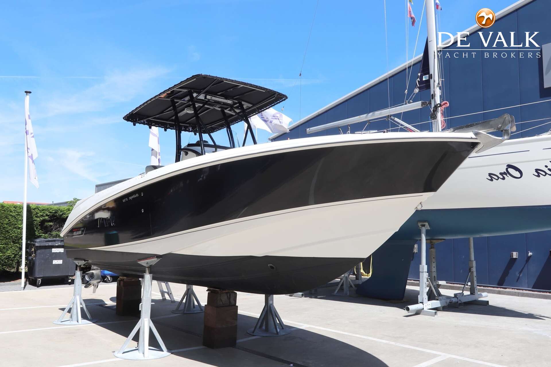 Boston Whaler 270 Outrage — foto 1 van 42