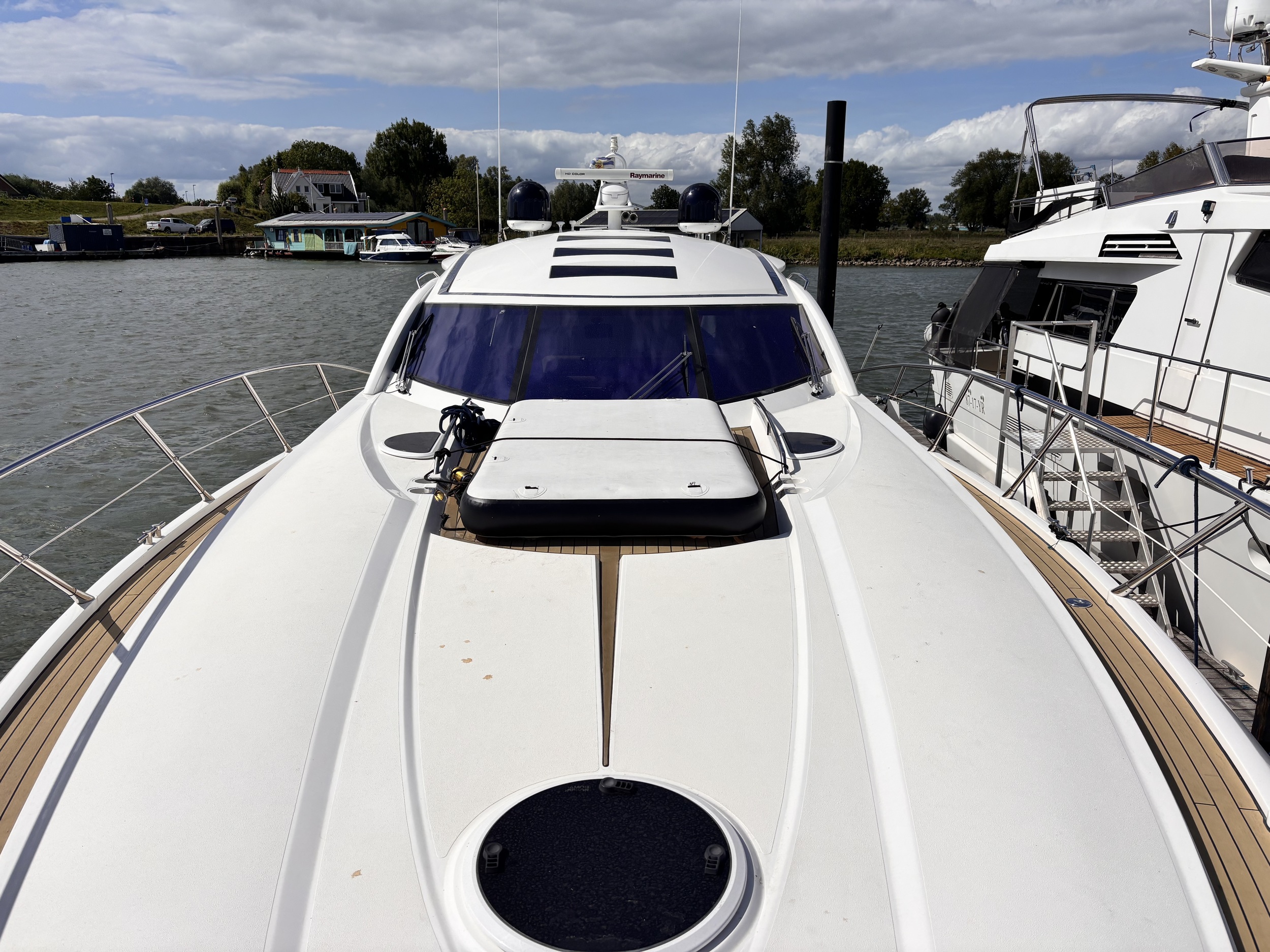 Sunseeker Predator 55 — foto 9 van 29