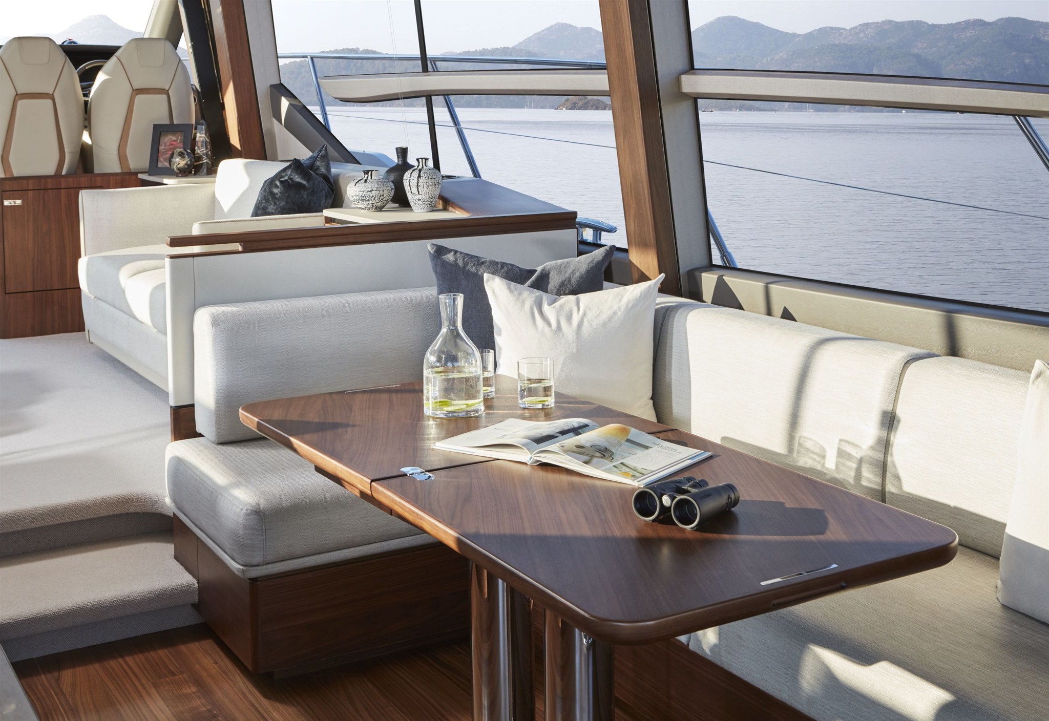 Princess F62 (2020) — foto 10 van 11