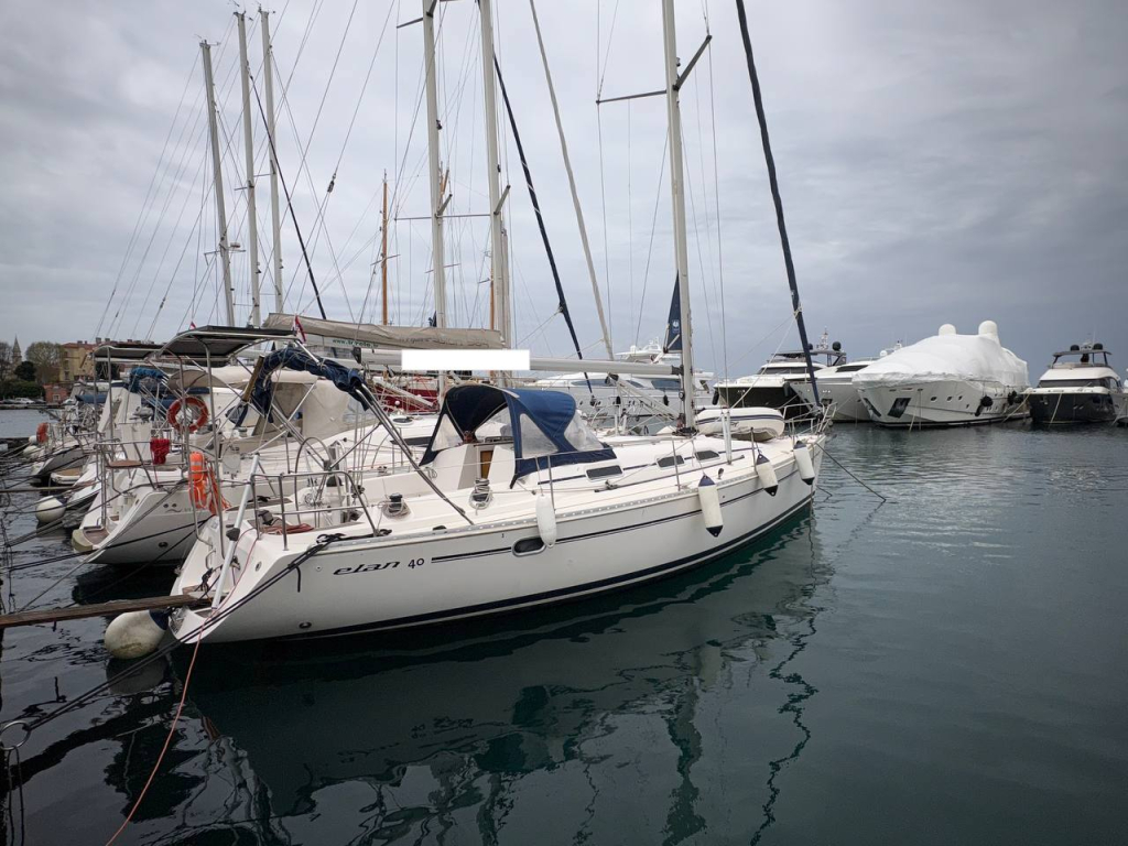 Elan40