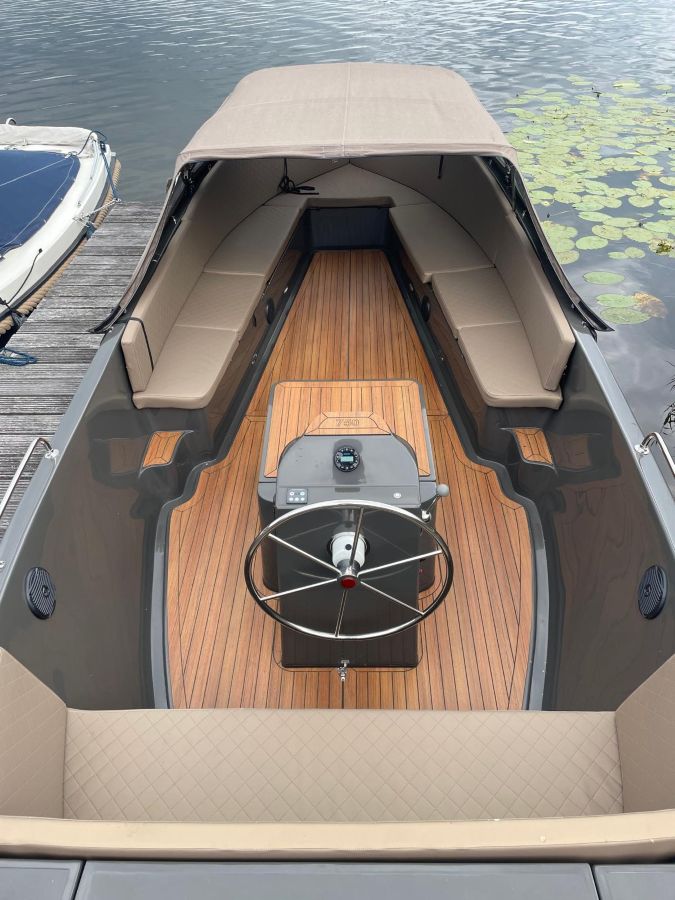 Stout 750 demo Loosdrecht verkocht — foto 1 van 4