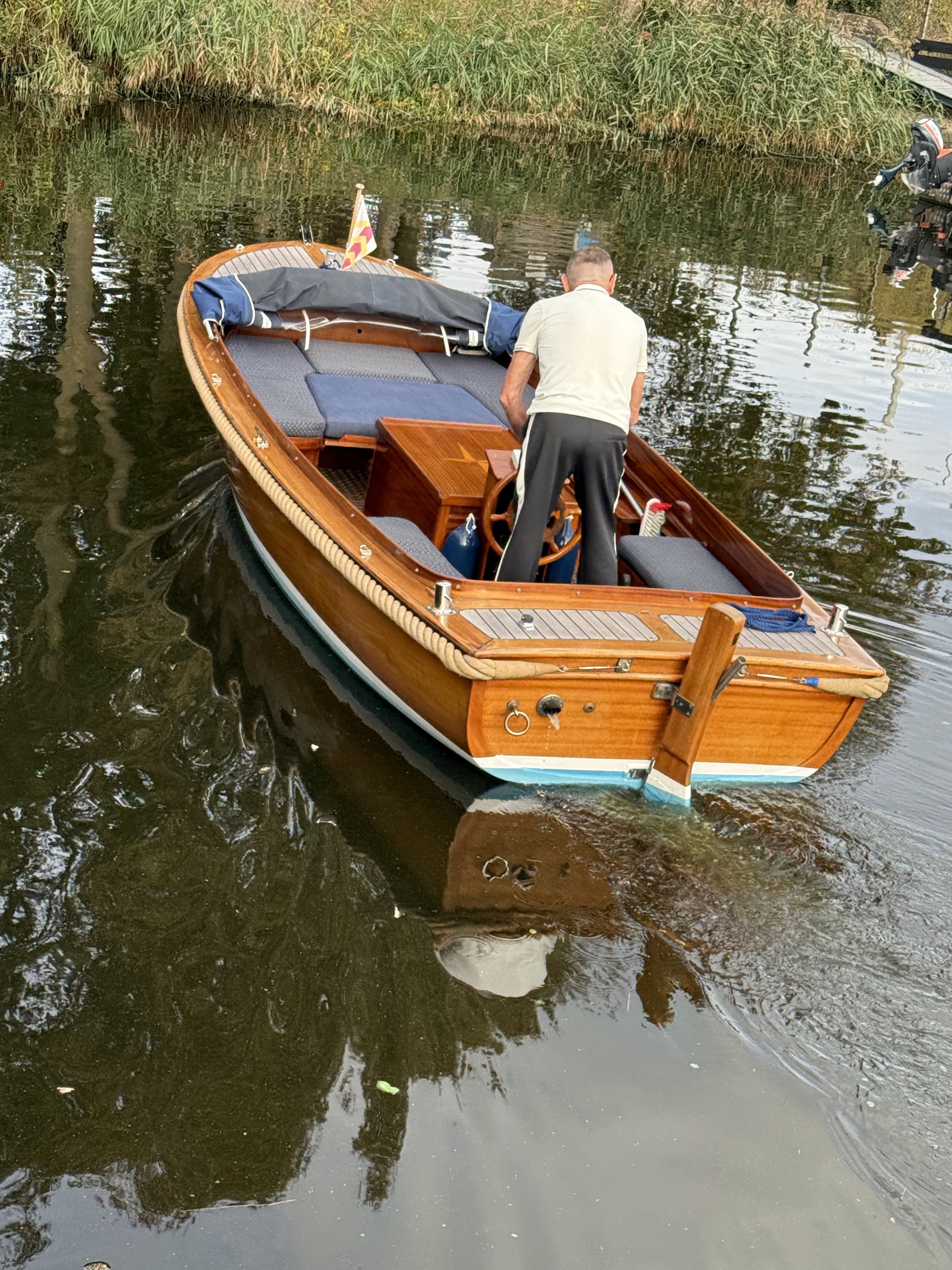 Spiegelsloep A.W. 195 — foto 4 van 24