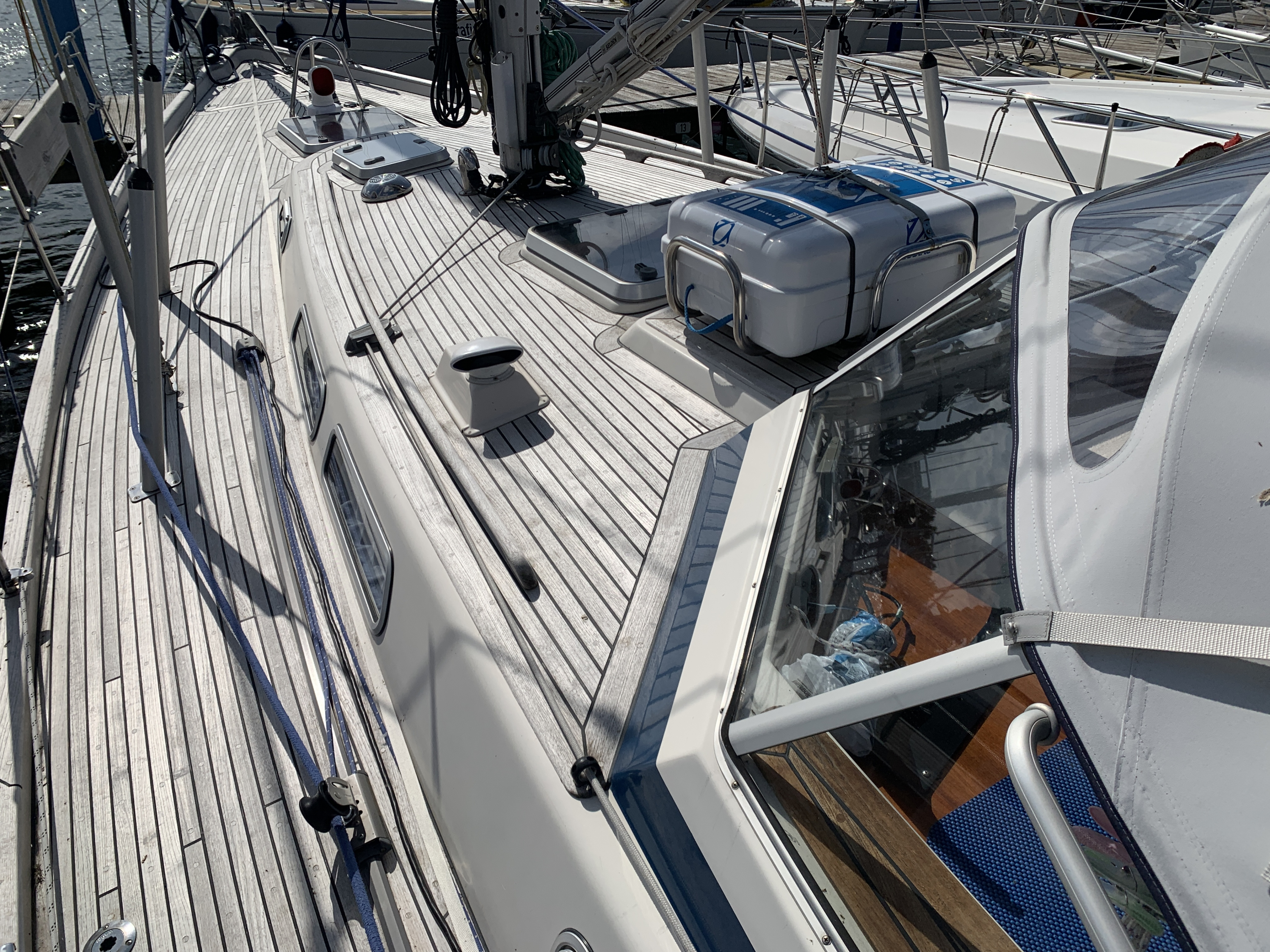 Hallberg-Rassy 42 — foto 14 van 77