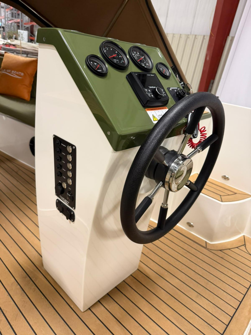 Clever 60 incl. Suzuki 40PK, Radio, Permateak, Buiskap en meer opties! NU IN DE AANBIEDING voor 40.999,- — foto 20 van 21