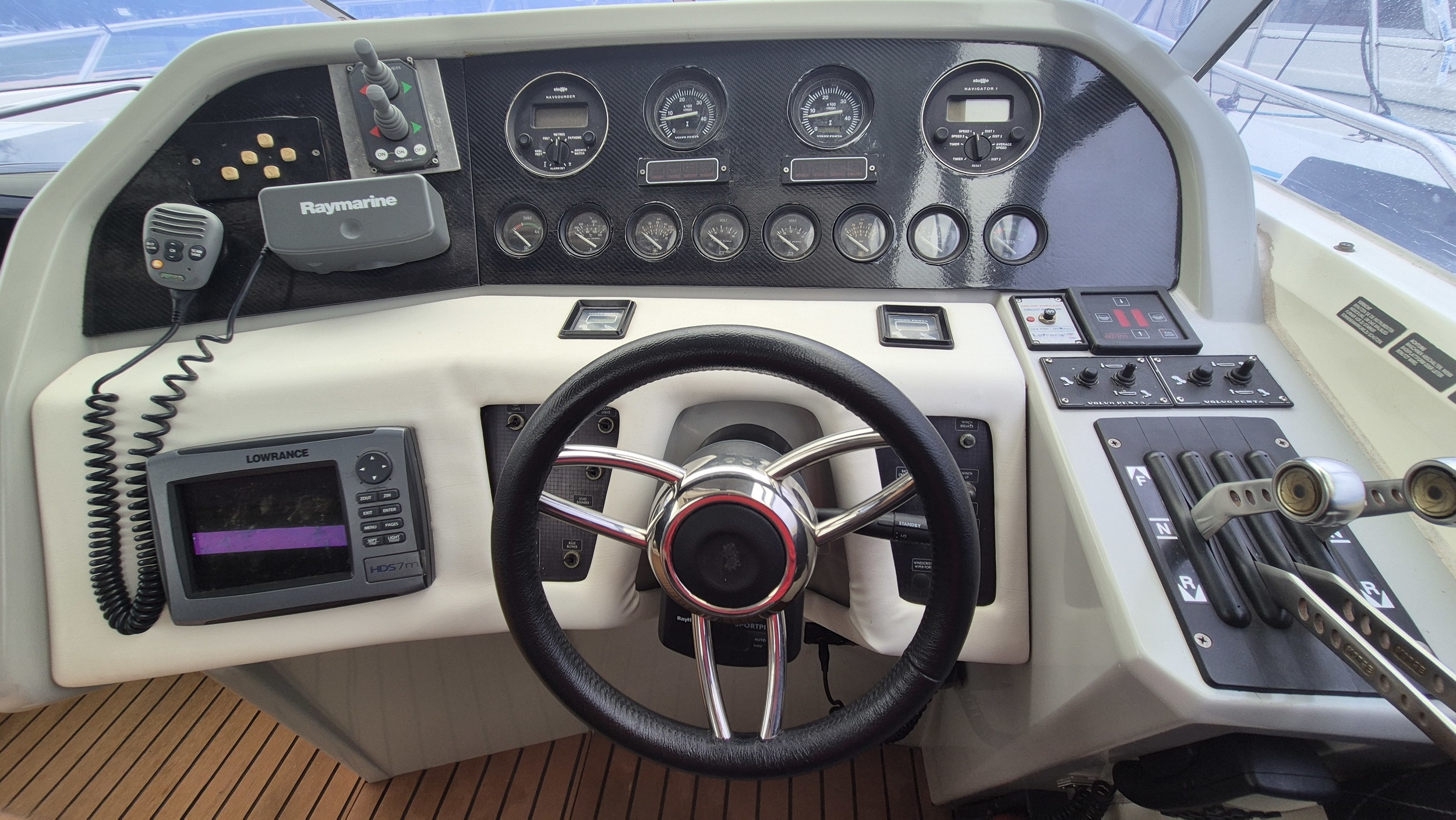 Sunseeker 38 Martinique — foto 23 van 52
