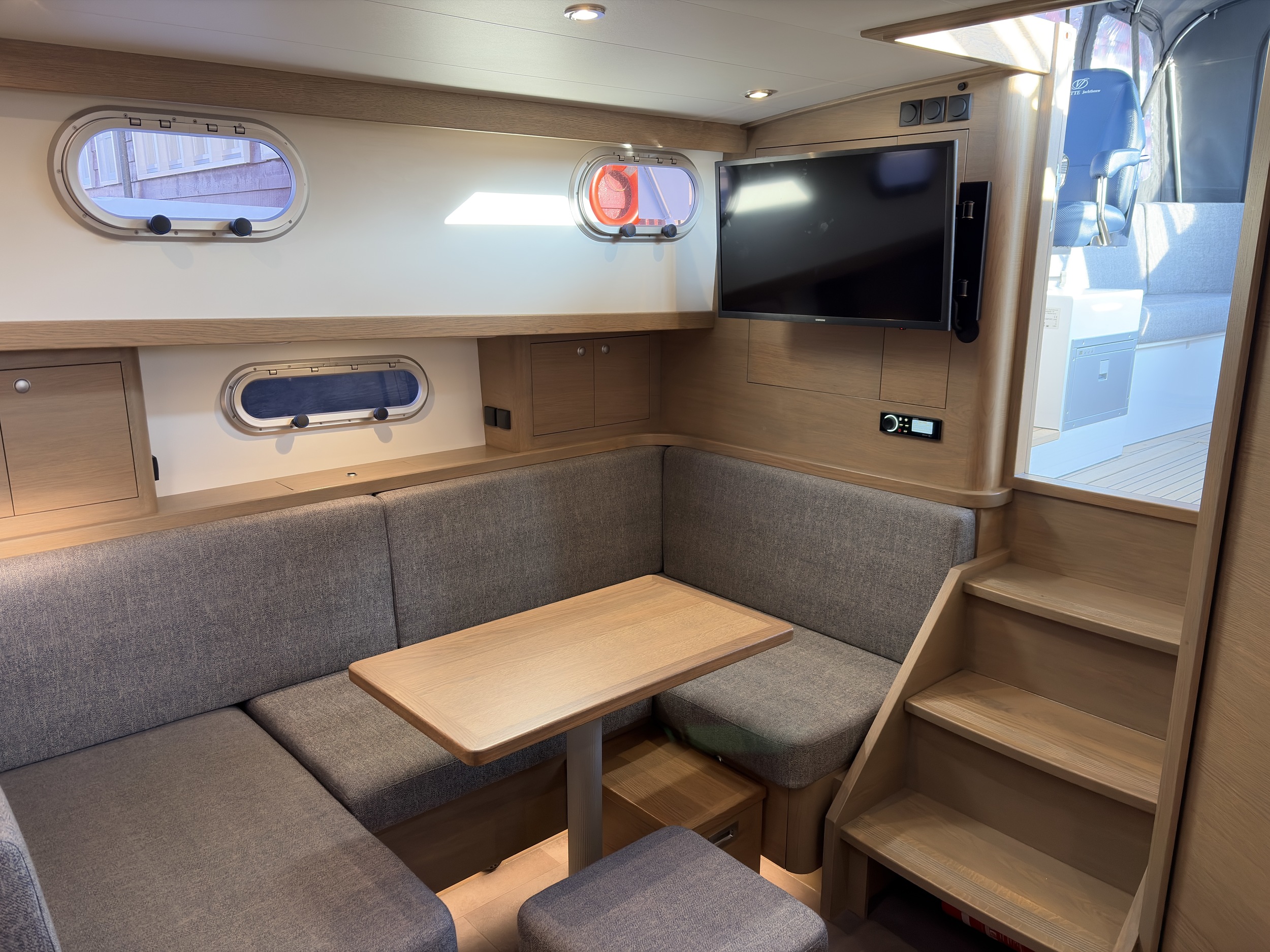 Vedette 37 Cabin Comfort Line — foto 16 van 28