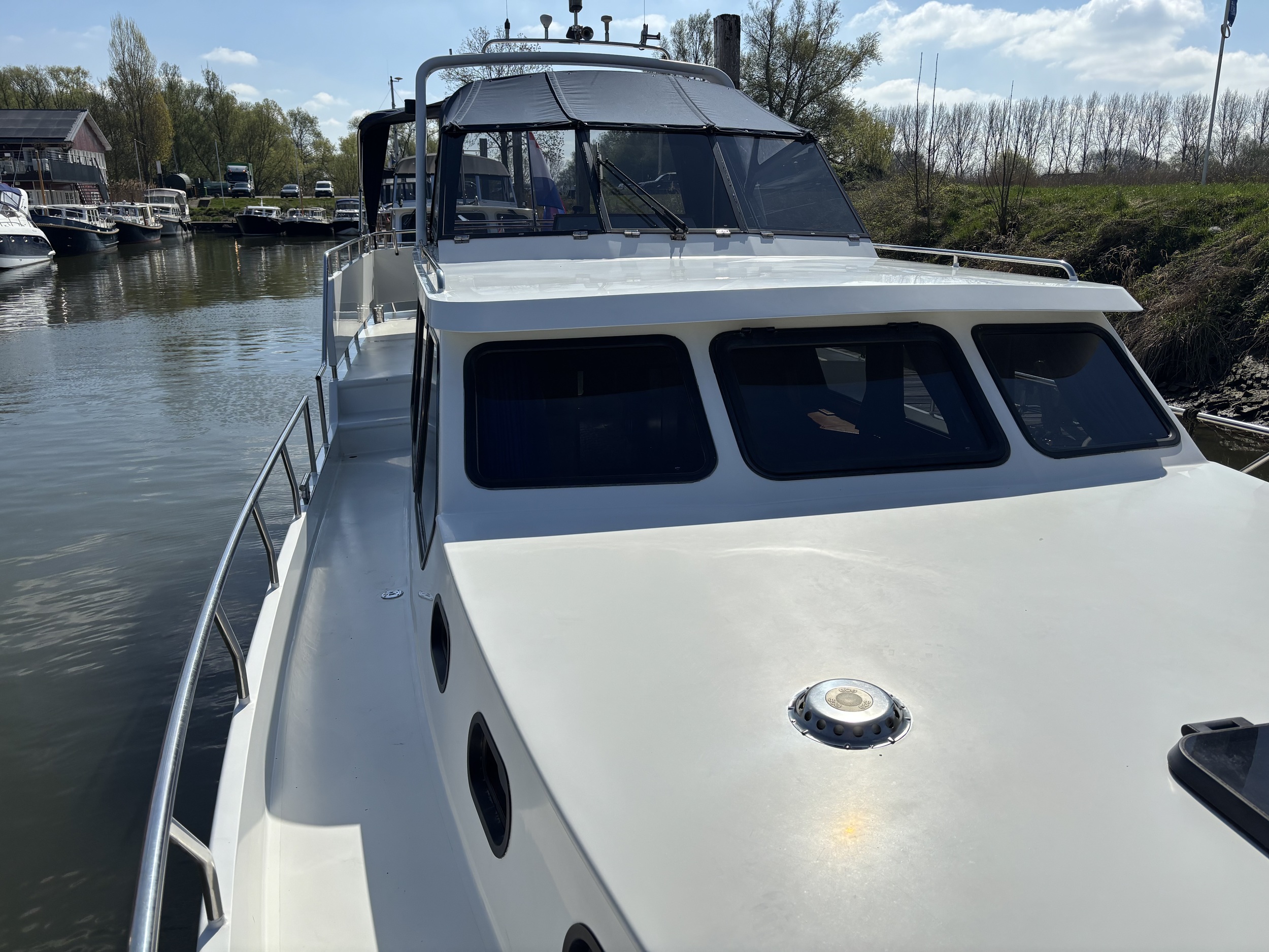 Explorer 45 — foto 6 van 31
