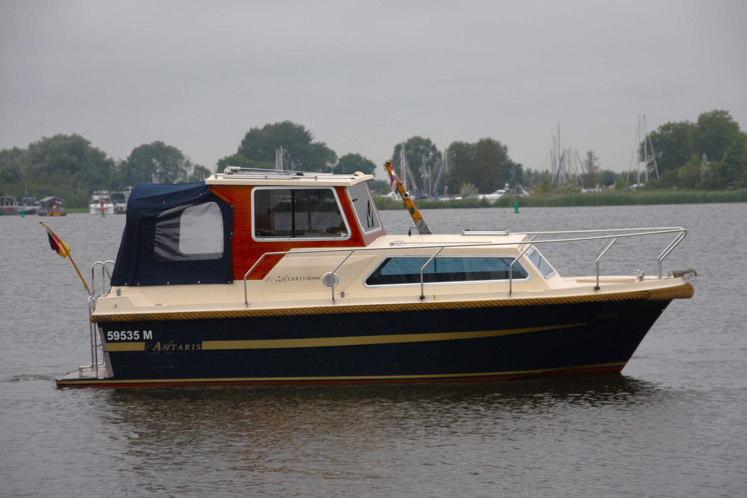 Antaris  720 Family — foto 3 van 33