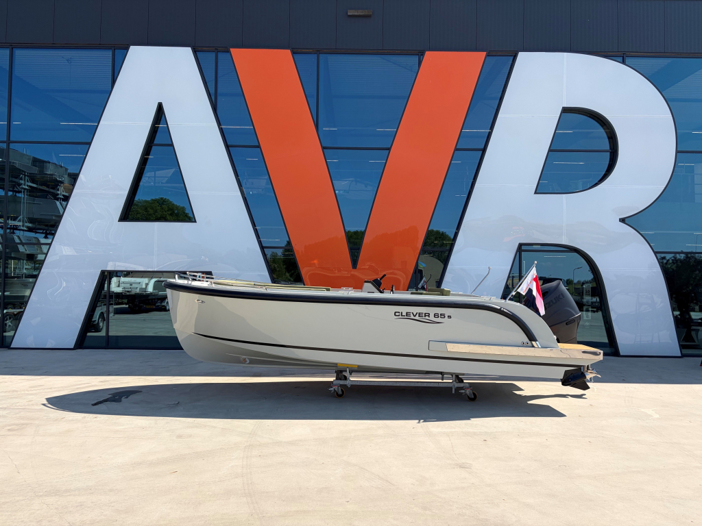 Clever 65s Tender Voorraad boot