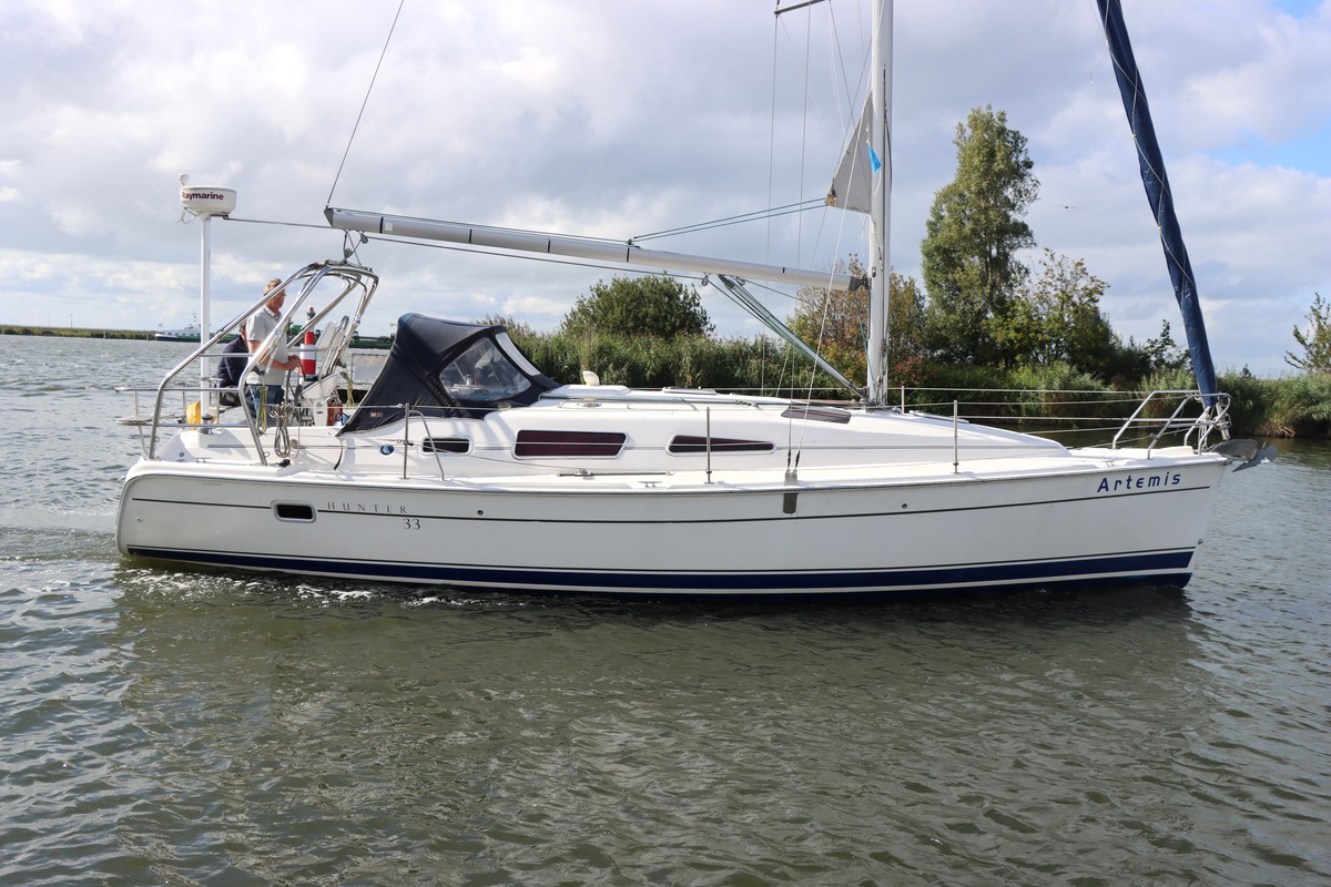Hunter 33 — foto 27 van 52