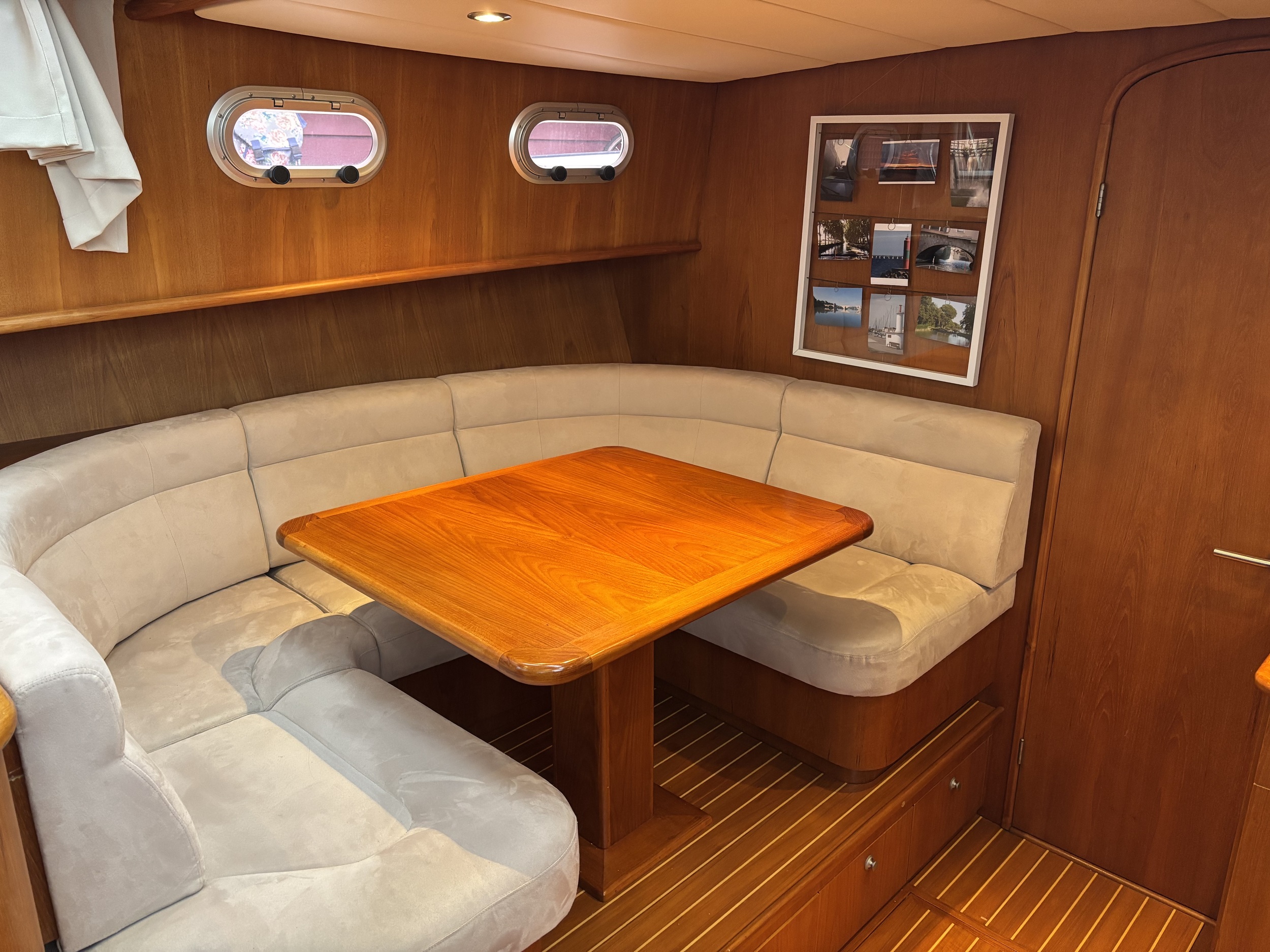 Explorer 45 — foto 15 van 29