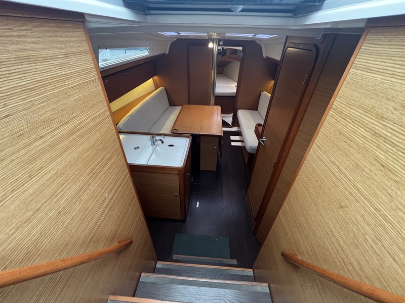 Dufour 360 GL — foto 2 van 46